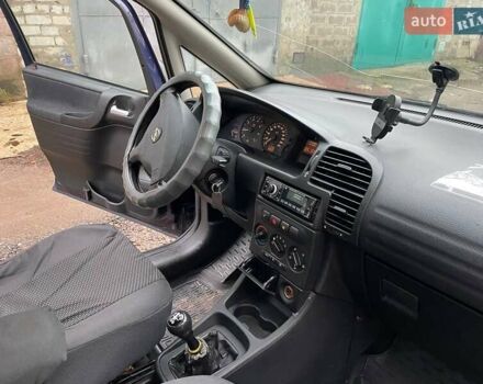 Синий Опель Зафира, объемом двигателя 1.8 л и пробегом 250 тыс. км за 3450 $, фото 29 на Automoto.ua