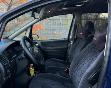 Синий Опель Зафира, объемом двигателя 1.8 л и пробегом 269 тыс. км за 2999 $, фото 31 на Automoto.ua