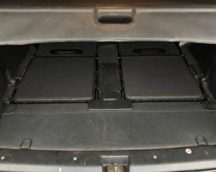 Синий Опель Зафира, объемом двигателя 0 л и пробегом 260 тыс. км за 2800 $, фото 12 на Automoto.ua