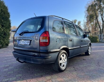 Синий Опель Зафира, объемом двигателя 2 л и пробегом 280 тыс. км за 2650 $, фото 9 на Automoto.ua