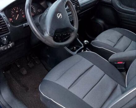 Синий Опель Зафира, объемом двигателя 1.6 л и пробегом 600 тыс. км за 2550 $, фото 9 на Automoto.ua