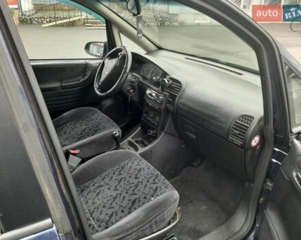 Синий Опель Зафира, объемом двигателя 1.99 л и пробегом 321 тыс. км за 3450 $, фото 6 на Automoto.ua