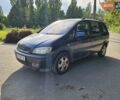 Синий Опель Зафира, объемом двигателя 2 л и пробегом 200 тыс. км за 1350 $, фото 5 на Automoto.ua