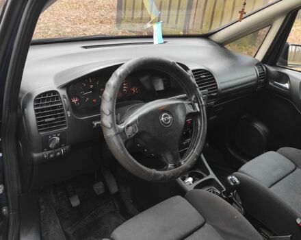 Синий Опель Зафира, объемом двигателя 2 л и пробегом 345 тыс. км за 3200 $, фото 6 на Automoto.ua