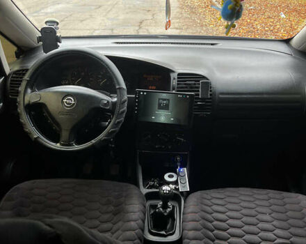 Синий Опель Зафира, объемом двигателя 1.8 л и пробегом 240 тыс. км за 3700 $, фото 6 на Automoto.ua