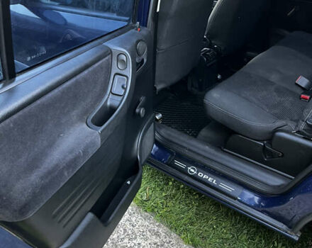 Синій Опель Зафіра, об'ємом двигуна 2 л та пробігом 400 тис. км за 3800 $, фото 6 на Automoto.ua