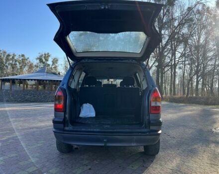 Синий Опель Зафира, объемом двигателя 2 л и пробегом 280 тыс. км за 2650 $, фото 10 на Automoto.ua