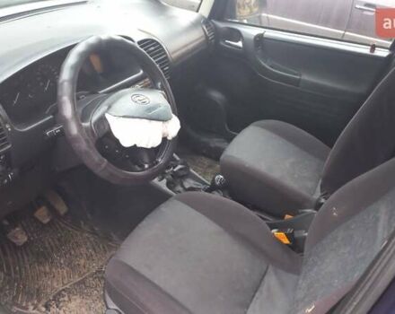 Синій Опель Зафіра, об'ємом двигуна 2 л та пробігом 400 тис. км за 1500 $, фото 5 на Automoto.ua