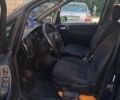 Синий Опель Зафира, объемом двигателя 2 л и пробегом 435 тыс. км за 3000 $, фото 3 на Automoto.ua