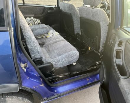 Синий Опель Зафира, объемом двигателя 2 л и пробегом 300 тыс. км за 3000 $, фото 7 на Automoto.ua