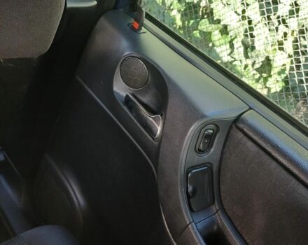 Синий Опель Зафира, объемом двигателя 2 л и пробегом 350 тыс. км за 4686 $, фото 3 на Automoto.ua