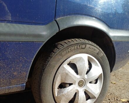 Синий Опель Зафира, объемом двигателя 2 л и пробегом 350 тыс. км за 4686 $, фото 9 на Automoto.ua