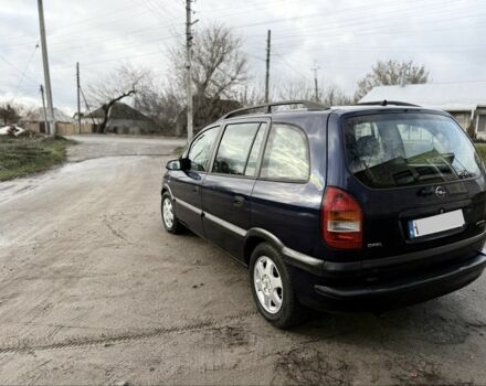 Синий Опель Зафира, объемом двигателя 2 л и пробегом 200 тыс. км за 1950 $, фото 6 на Automoto.ua