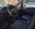 Синий Опель Зафира, объемом двигателя 2 л и пробегом 435 тыс. км за 3000 $, фото 4 на Automoto.ua