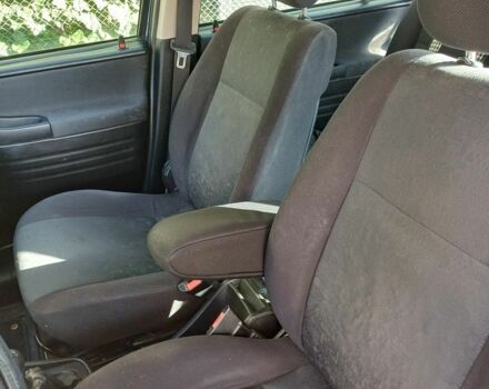 Синий Опель Зафира, объемом двигателя 2 л и пробегом 350 тыс. км за 4686 $, фото 5 на Automoto.ua