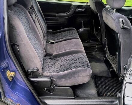 Синий Опель Зафира, объемом двигателя 2 л и пробегом 333 тыс. км за 1200 $, фото 10 на Automoto.ua