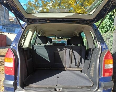 Синий Опель Зафира, объемом двигателя 2 л и пробегом 350 тыс. км за 4686 $, фото 8 на Automoto.ua