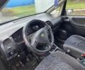Синий Опель Зафира, объемом двигателя 0 л и пробегом 220 тыс. км за 1500 $, фото 2 на Automoto.ua