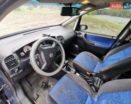 Синий Опель Зафира, объемом двигателя 2.2 л и пробегом 341 тыс. км за 5200 $, фото 4 на Automoto.ua