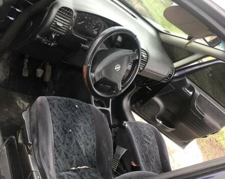 Синий Опель Зафира, объемом двигателя 2 л и пробегом 350 тыс. км за 3600 $, фото 9 на Automoto.ua