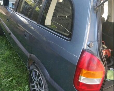 Синий Опель Зафира, объемом двигателя 2 л и пробегом 280 тыс. км за 3200 $, фото 1 на Automoto.ua