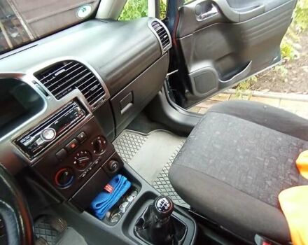 Синий Опель Зафира, объемом двигателя 1.6 л и пробегом 270 тыс. км за 4000 $, фото 23 на Automoto.ua