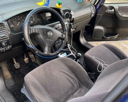 Синий Опель Зафира, объемом двигателя 2 л и пробегом 343 тыс. км за 3400 $, фото 7 на Automoto.ua