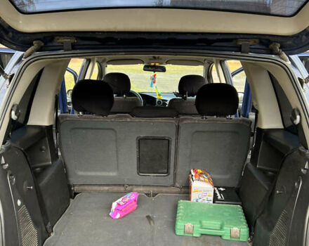 Синий Опель Зафира, объемом двигателя 2 л и пробегом 343 тыс. км за 3400 $, фото 10 на Automoto.ua