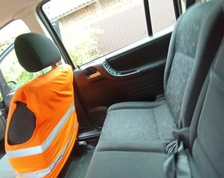 Синий Опель Зафира, объемом двигателя 1.6 л и пробегом 270 тыс. км за 4000 $, фото 16 на Automoto.ua