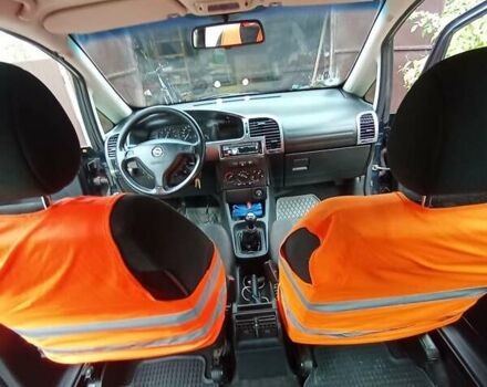 Синий Опель Зафира, объемом двигателя 1.6 л и пробегом 270 тыс. км за 4000 $, фото 14 на Automoto.ua