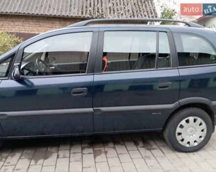 Синий Опель Зафира, объемом двигателя 1.6 л и пробегом 270 тыс. км за 4000 $, фото 5 на Automoto.ua