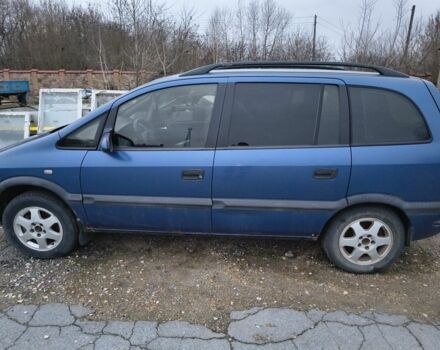 Синий Опель Зафира, объемом двигателя 2 л и пробегом 300 тыс. км за 1000 $, фото 3 на Automoto.ua