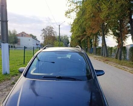 Синий Опель Зафира, объемом двигателя 1.99 л и пробегом 330 тыс. км за 3800 $, фото 1 на Automoto.ua