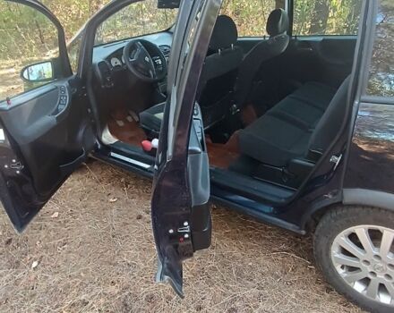 Синий Опель Зафира, объемом двигателя 1.8 л и пробегом 221 тыс. км за 4400 $, фото 6 на Automoto.ua