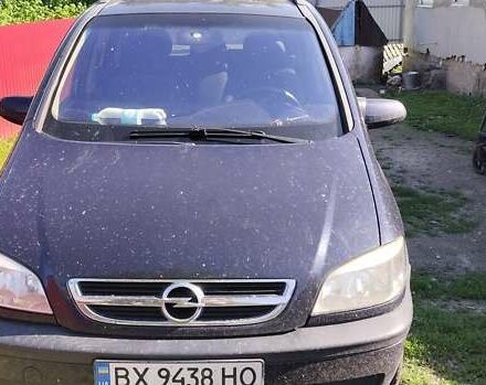 Синий Опель Зафира, объемом двигателя 2.17 л и пробегом 395 тыс. км за 4200 $, фото 1 на Automoto.ua