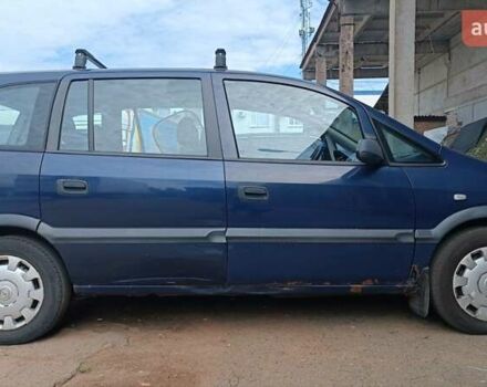 Синий Опель Зафира, объемом двигателя 1.8 л и пробегом 293 тыс. км за 3200 $, фото 4 на Automoto.ua