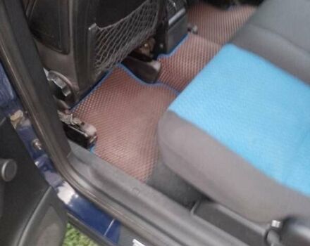 Синий Опель Зафира, объемом двигателя 2 л и пробегом 268 тыс. км за 3900 $, фото 15 на Automoto.ua