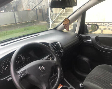 Синий Опель Зафира, объемом двигателя 1.6 л и пробегом 170 тыс. км за 5000 $, фото 2 на Automoto.ua