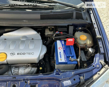 Синий Опель Зафира, объемом двигателя 1.8 л и пробегом 224 тыс. км за 4950 $, фото 55 на Automoto.ua