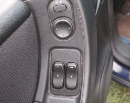 Синий Опель Зафира, объемом двигателя 2 л и пробегом 268 тыс. км за 3900 $, фото 10 на Automoto.ua