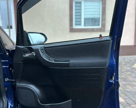 Синий Опель Зафира, объемом двигателя 1.6 л и пробегом 230 тыс. км за 3650 $, фото 69 на Automoto.ua