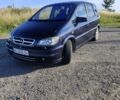 Синій Опель Зафіра, об'ємом двигуна 2 л та пробігом 357 тис. км за 4000 $, фото 1 на Automoto.ua