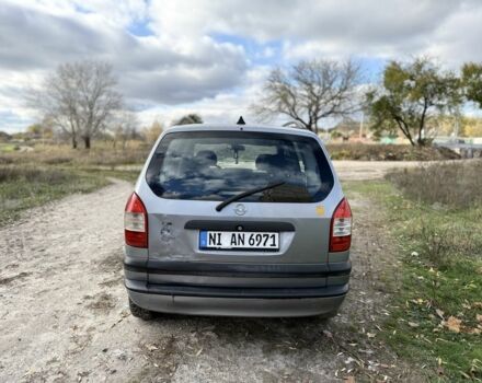 Синий Опель Зафира, объемом двигателя 1.8 л и пробегом 300 тыс. км за 1650 $, фото 5 на Automoto.ua