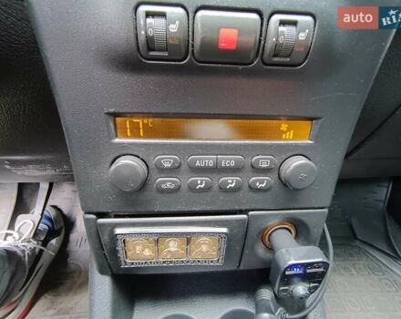 Синій Опель Зафіра, об'ємом двигуна 2 л та пробігом 340 тис. км за 4200 $, фото 17 на Automoto.ua