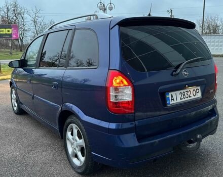 Синий Опель Зафира, объемом двигателя 2.2 л и пробегом 379 тыс. км за 3990 $, фото 9 на Automoto.ua