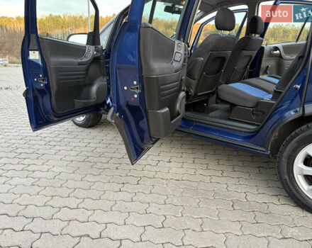 Синий Опель Зафира, объемом двигателя 1.8 л и пробегом 231 тыс. км за 3950 $, фото 30 на Automoto.ua