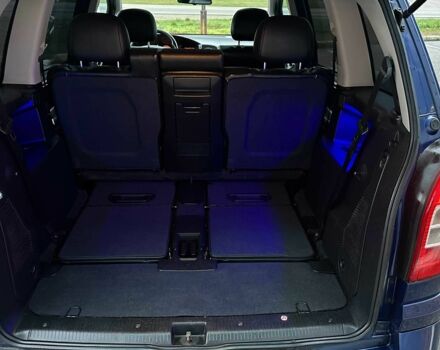 Синий Опель Зафира, объемом двигателя 2.2 л и пробегом 379 тыс. км за 3990 $, фото 10 на Automoto.ua