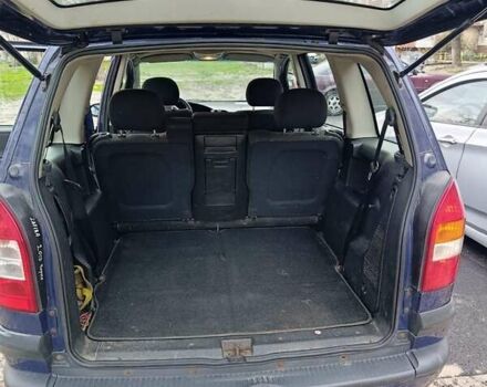 Синий Опель Зафира, объемом двигателя 2.2 л и пробегом 400 тыс. км за 2800 $, фото 5 на Automoto.ua