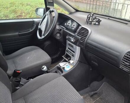 Синий Опель Зафира, объемом двигателя 1.8 л и пробегом 210 тыс. км за 4000 $, фото 5 на Automoto.ua