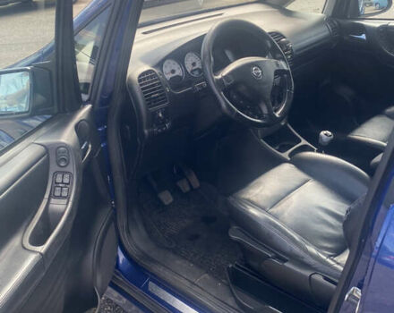 Синий Опель Зафира, объемом двигателя 2.17 л и пробегом 350 тыс. км за 4650 $, фото 4 на Automoto.ua